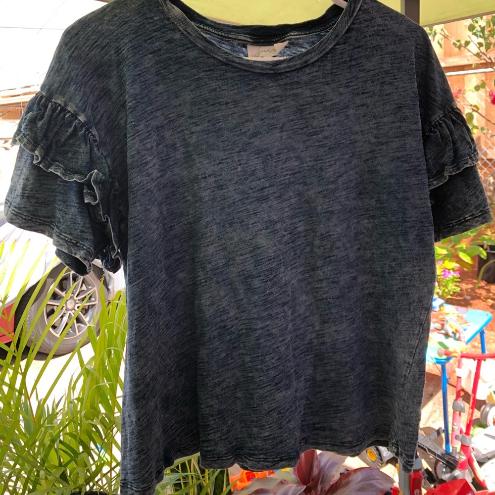 Short sleeve tee